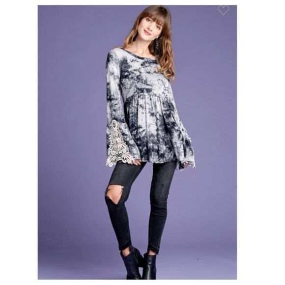 Black Tie-dye Lace Detail Top Long Flare Sleeve Cross Back Tunic - Picture 2 of 10